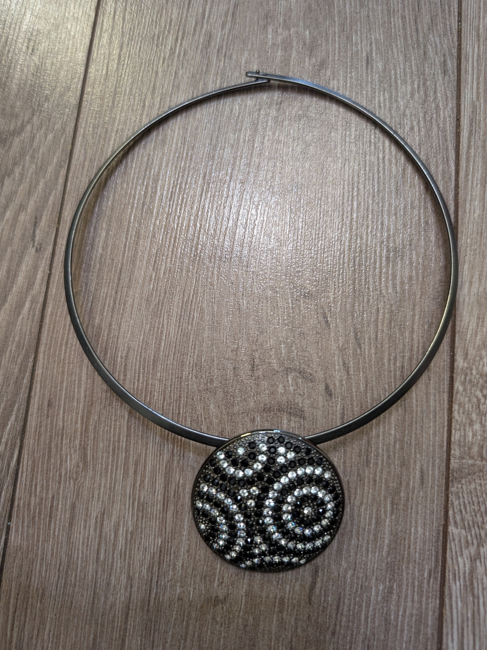 Black and Silver Crystal Swirl Choker On Metal Necklace - Covertible Brooch